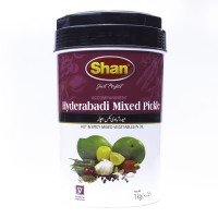Shan Hyderabadi Mix Pickle Jar – 1kg